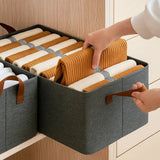 Optimized Product Title: "Faltbarer Kleiderschrank – Hohe Tragkraft, Atmungsaktiv & Feuchtigkeitsfest für Optimalen Schutz" 

This title includes relevant keywords while maintaining clarity and appeal for potential customers.