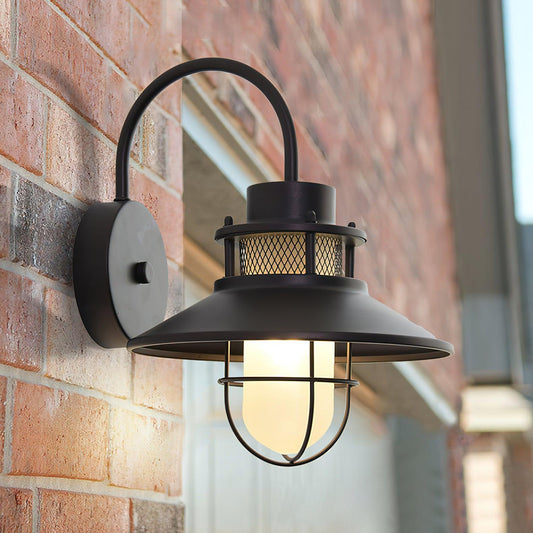 Felix Outdoor Wall Lamp – Industrial Design, Waterproof IP44 & Metal Construction