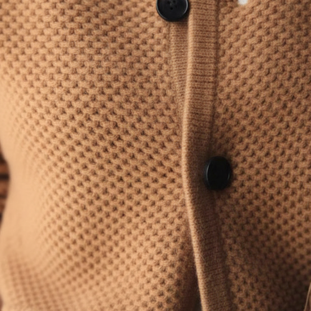 Figure-hugging knitted cardigan - Tanya
