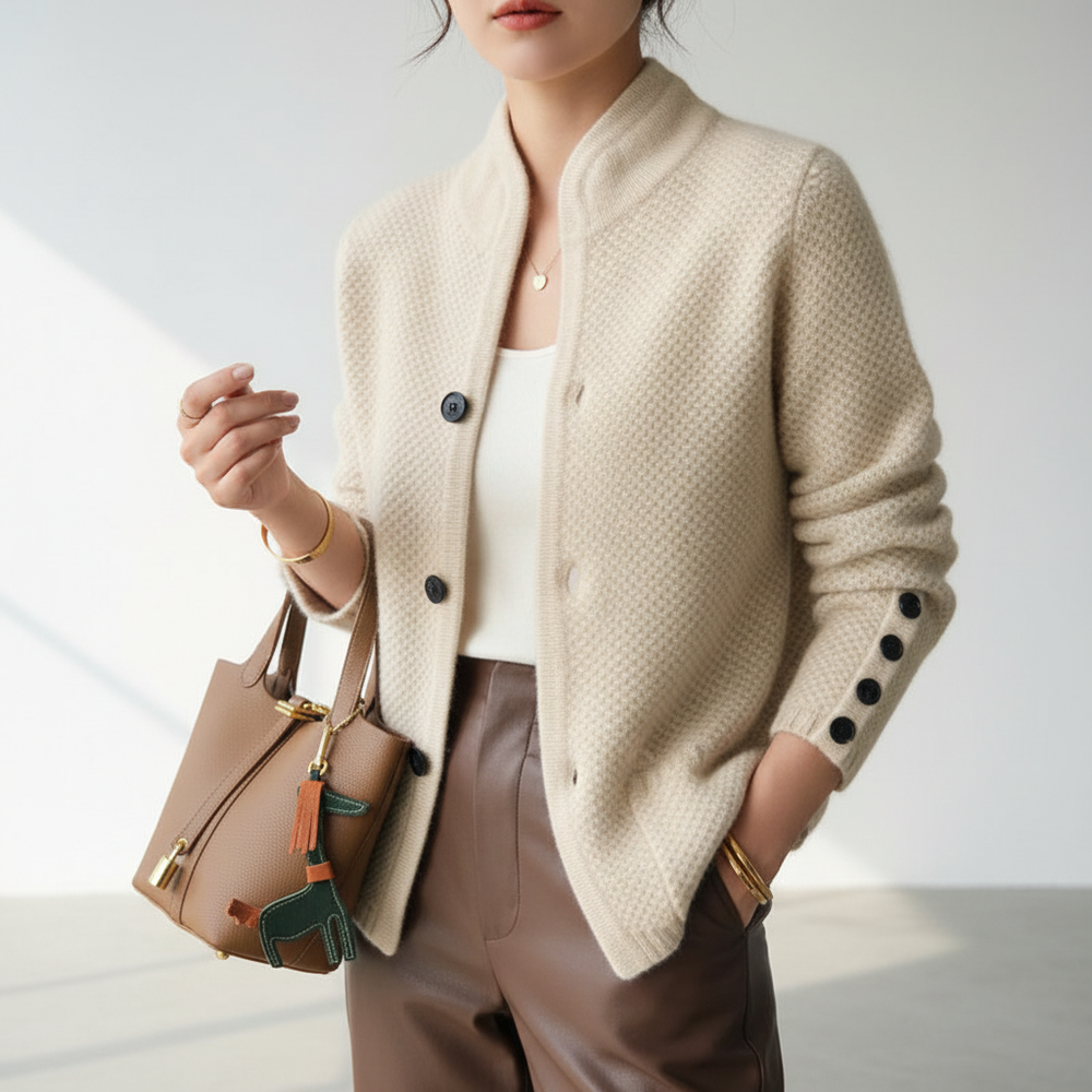 Figure-hugging knitted cardigan - Tanya