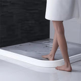 Enhanced Product Title: "Flexible Dusch-Wassersperre - Wasserdichte Duschabdichtung für Badewanne und Dusche, Leicht zu Installieren, Hochwertige Materialien" 

This title includes relevant keywords and phrases that can improve visibility on Google Shoppi