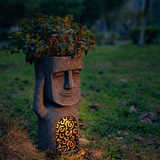 Optimized Product Title: "Abstraktes Gesicht Pflanzgefäß mit Solar-LED-Licht – Dekoratives Gartenaccessoire für Innen und Außen" 

This title includes relevant keywords while providing a clearer description of the product's features and uses.