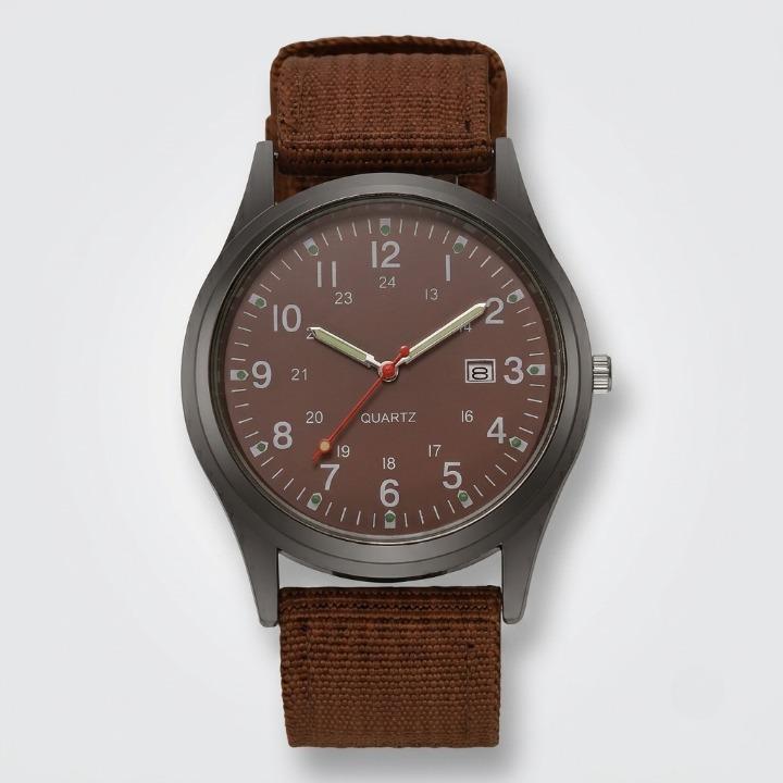 Enhanced Product Title: "Militärische Uhr mit strapazierfähigem Nylonarmband – Wasserfest, stoßfest & mit leuchtenden Zeigern für optimale Sichtbarkeit" 

This title includes relevant keywords while providing more detail about the product's features, enha
