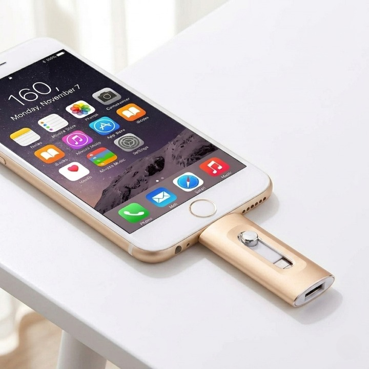 3-in-1 USB Flash Drive - Expand Storage for iPhone, Android & PC | High-Speed Data Transfer & Versatile Compatibility