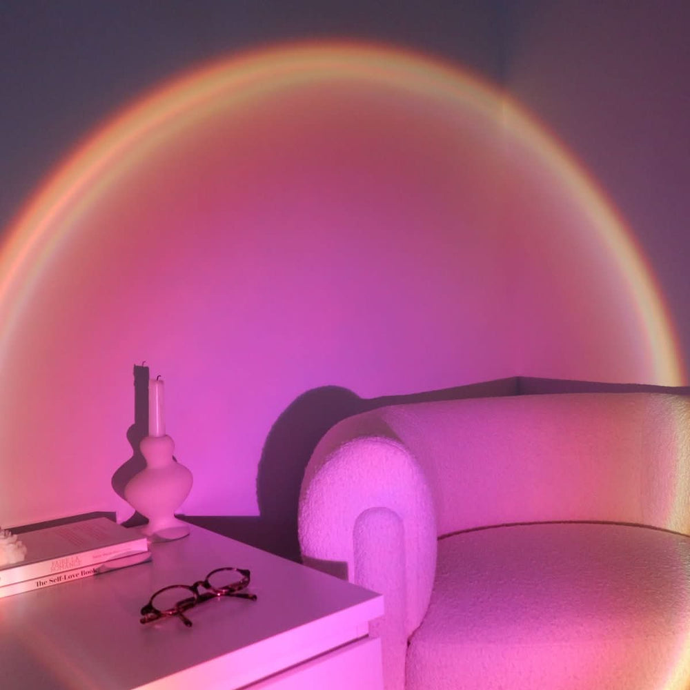 Optimized Product Title: **Sonnenuntergangs-Projektionslampe mit 16 Farben und 180° drehbarem Kopf – Stimmungsvolle LED-Lampe für Schlafzimmer und Wohnzimmer** 

This title includes relevant keywords while also providing additional context to enhance sear