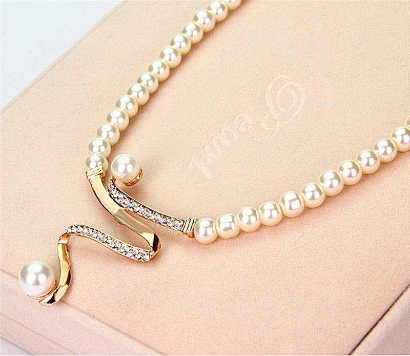Serena – Natural Pearl Jewelry Set