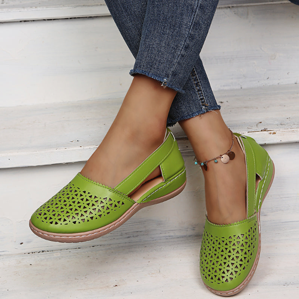 Lena – Orthopedic Cutout Slippers