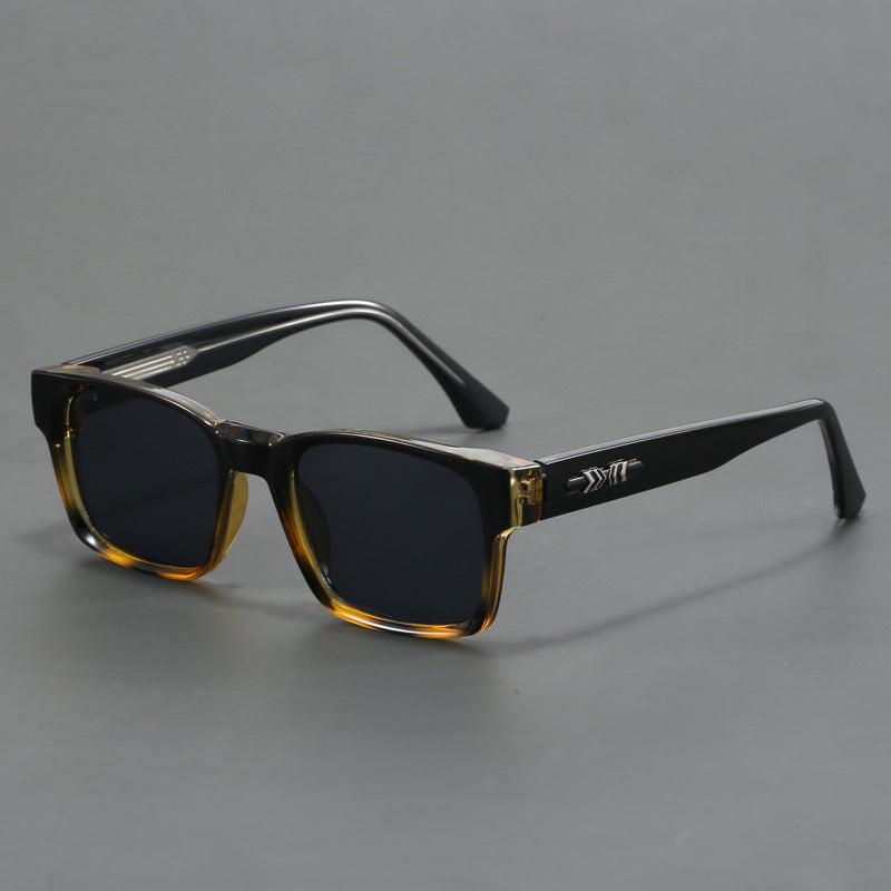 Unisex Retro Polarized Sunglasses – UV400 Protection, HD Lenses & Glare Reduction