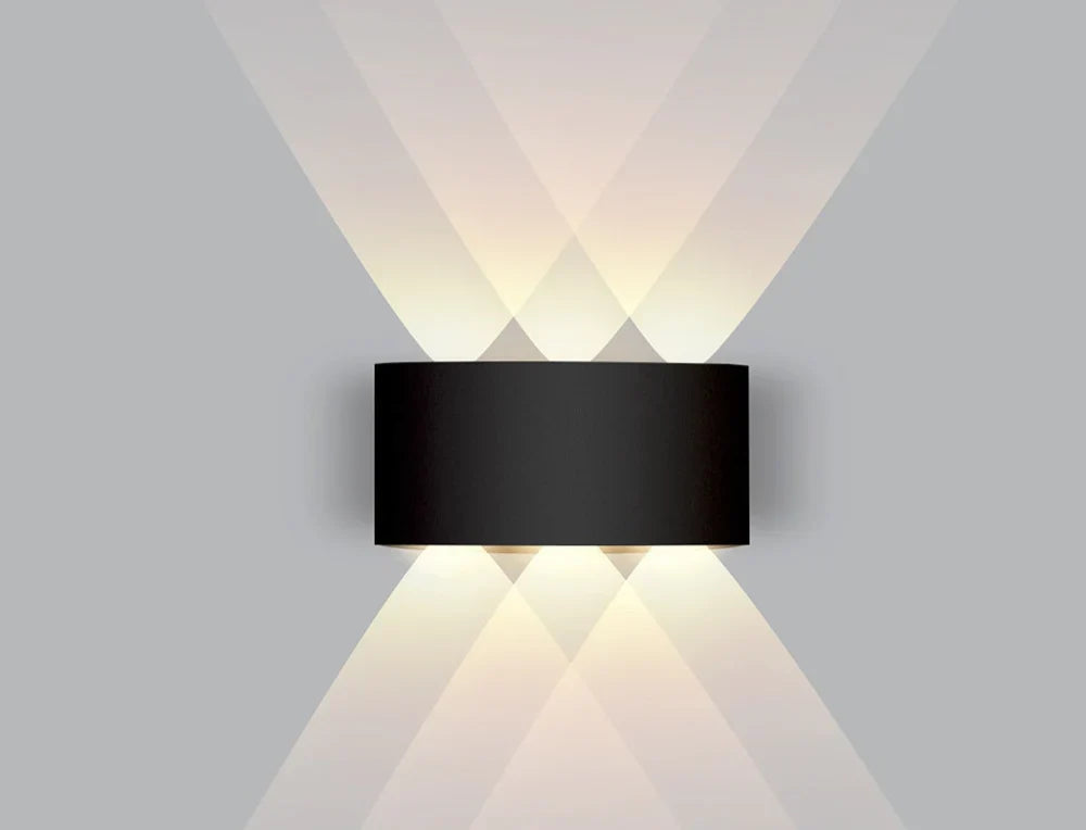 Optimized Product Title: "Innen-LED-Wandleuchte mit Auf-Ab-Licht – Warmweiß, Energiesparend, Modernes Design für Wohnräume" 

This title includes relevant keywords while highlighting key features and benefits to improve visibility and appeal on Google Sho