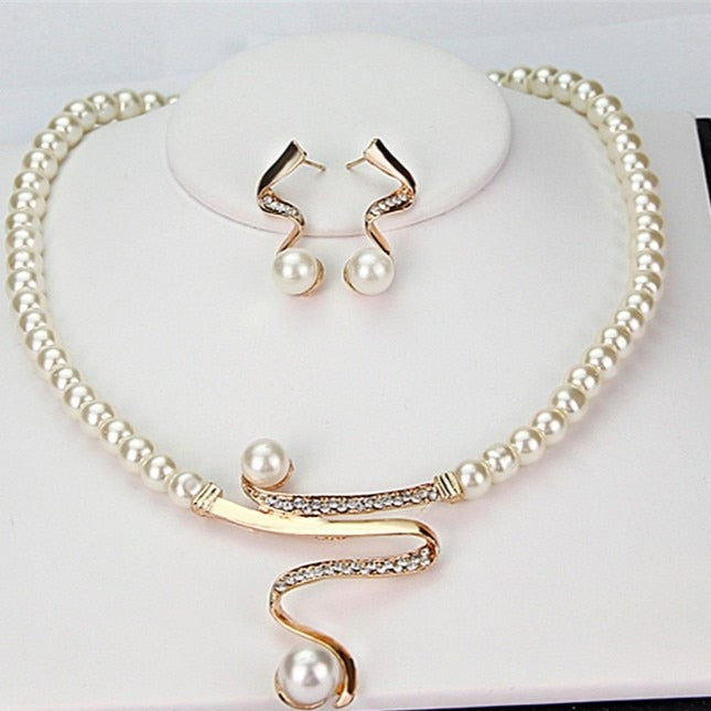 Serena – Natural Pearl Jewelry Set