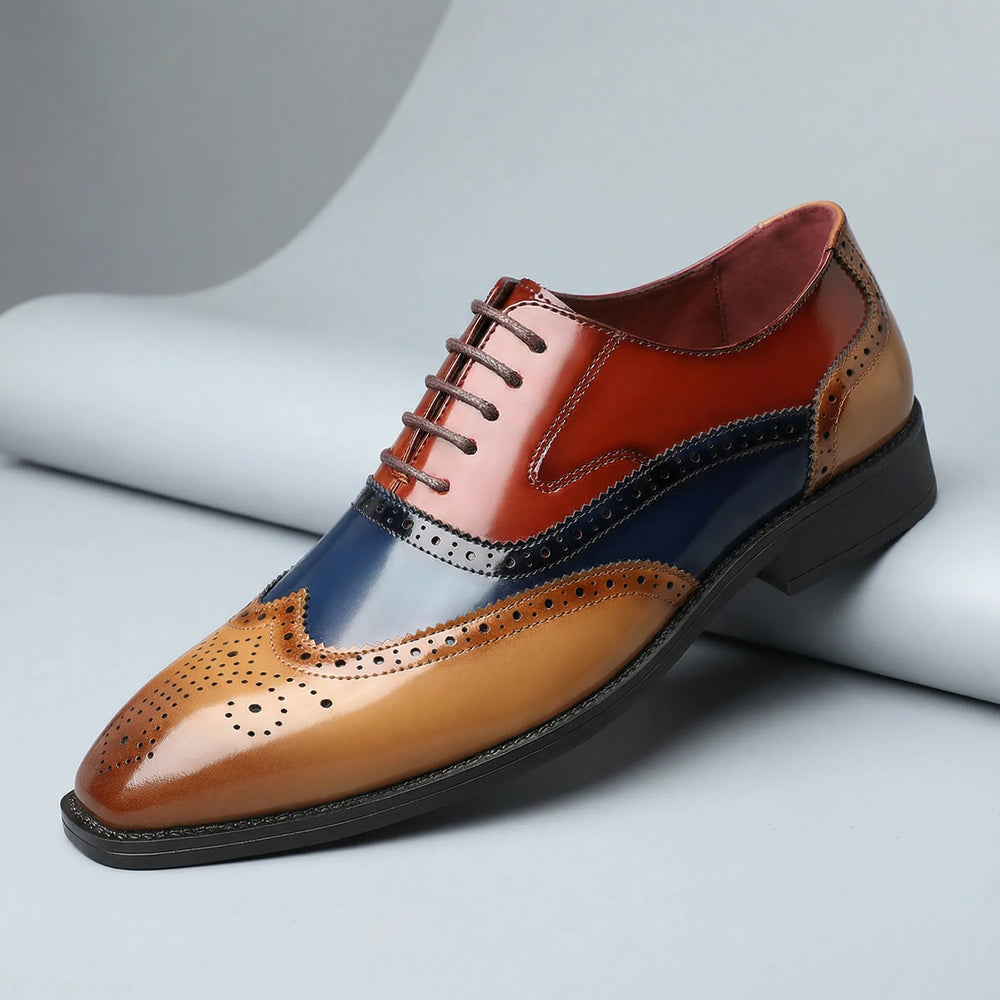 Optimized Product Title: "Herren Wingtip Brogue Schnürschuhe - Noel | Elegante Lederschuhe für formelle Anlässe | Komfortable Passform" 

This title includes relevant keywords for better visibility and highlights key features to attract potential buyers.
