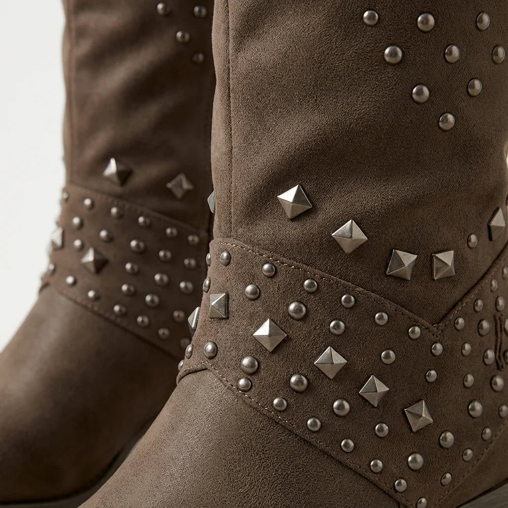 Women's pointed toe western boots, view 3