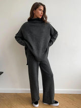 Enhanced Product Title: "Liora Strickset mit Rollkragen - Hochwertiges Strick-Set für Damen, Bequem und Stilvoll für jede Jahreszeit" 

This title includes relevant keywords and provides additional details that can attract more potential buyers.