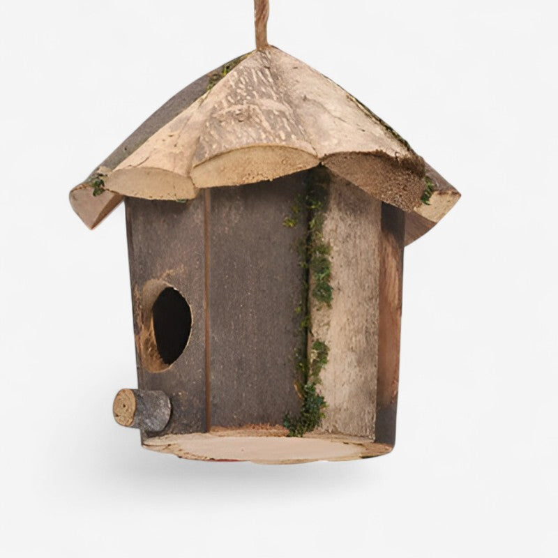 Optimized Product Title: "Hölzernes Vogelhaus mit Aufhängeband - Handgefertigtes, Wetterfestes Design für Garten und Balkon" 

This title includes relevant keywords and phrases that can improve search visibility while providing potential customers with mo