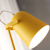 Enhanced Product Title: "Bunte Macaron Tischlampe – Stilvolle LED Nachttischlampe für Kinderzimmer & Wohnzimmer" 

This title includes keywords that potential buyers might search for, such as "bunte," "LED," "Nachttischlampe," and specifies the intended u
