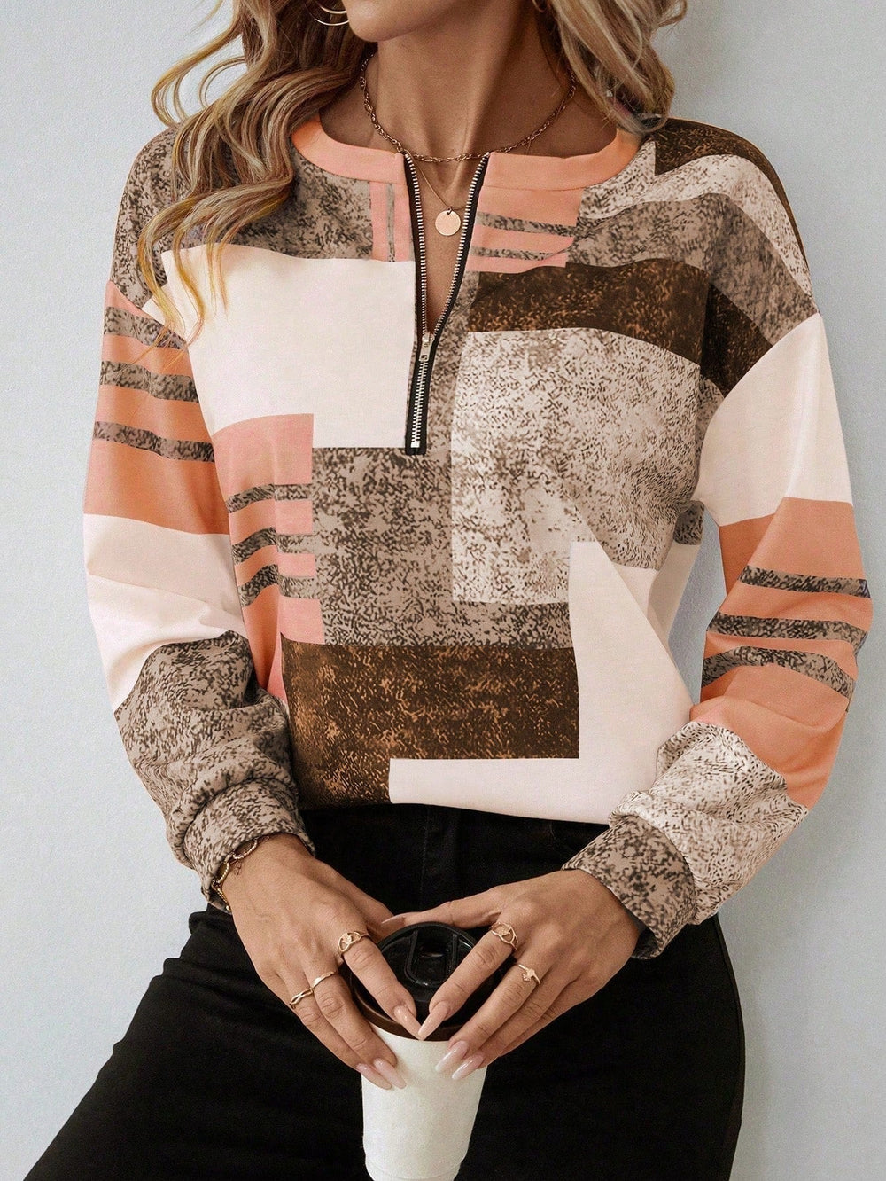 Kaimana™ Vintage-Inspired Chic Sweatshirt for Stylish Comfort | Retro Fashion Statement