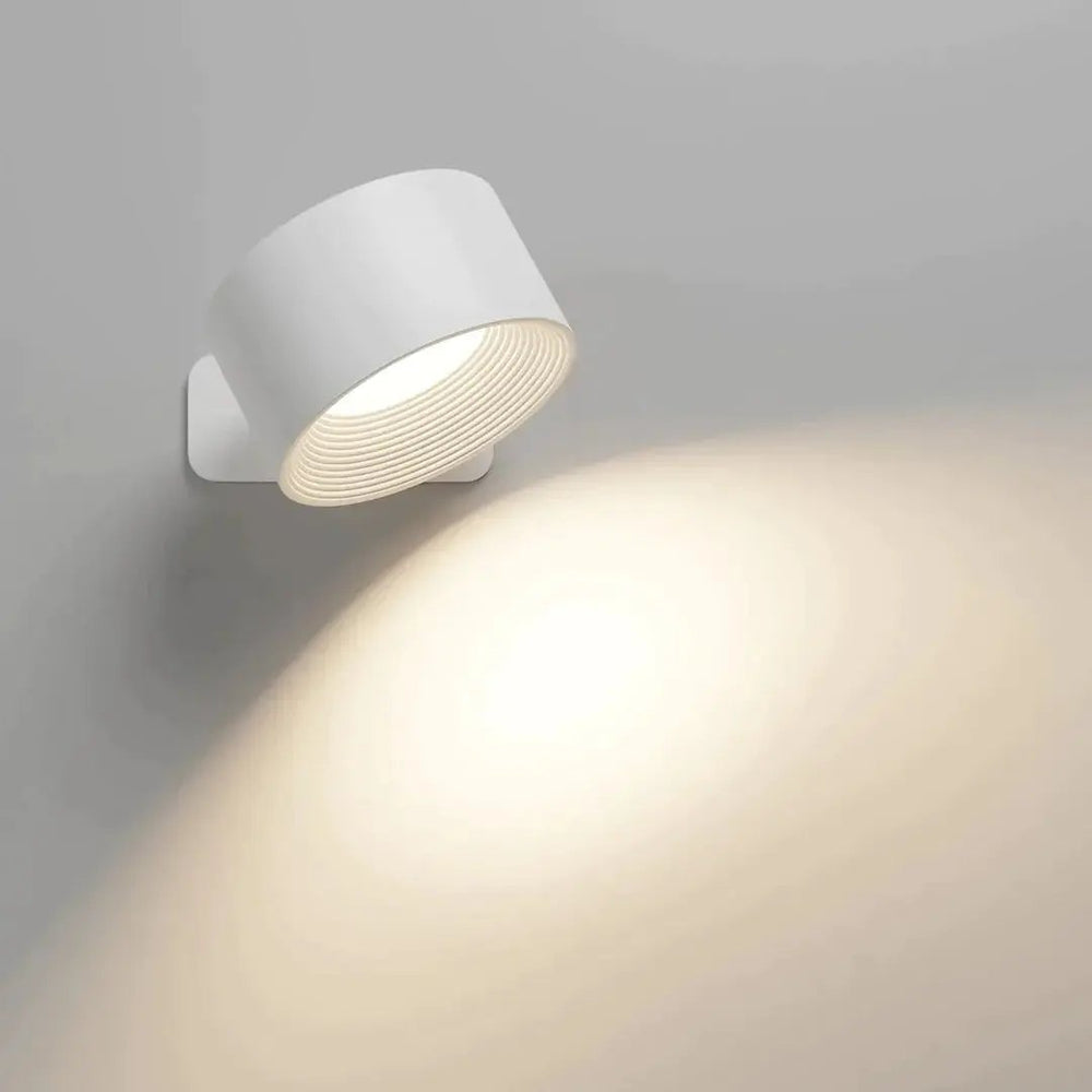 Optimized Product Title: "Kabellose Wandleuchte mit gemütlichem Licht – Einfache Steuerung per Knopfdruck für jeden Raum" 

This title includes relevant keywords and provides more detail about the product, making it more appealing for Google Shopping sear