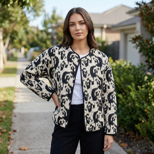 Lightweight women's jacket with crew neck - Rhonda