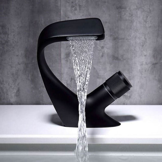 Waterfall Basin Faucet – Solid Brass, Single-Lever Control & Ceramic Cartridge