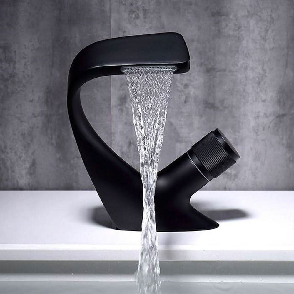 Waterfall Basin Faucet – Solid Brass, Single-Lever Control & Ceramic Cartridge