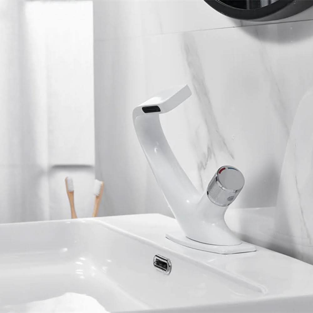Waterfall Basin Faucet – Solid Brass, Single-Lever Control & Ceramic Cartridge
