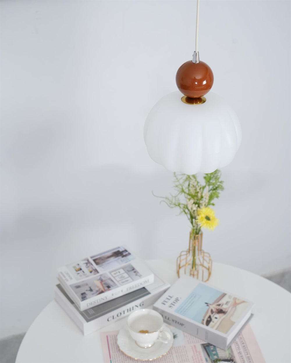 Yedra Pendant Lamp | Organic Round Acrylic Design