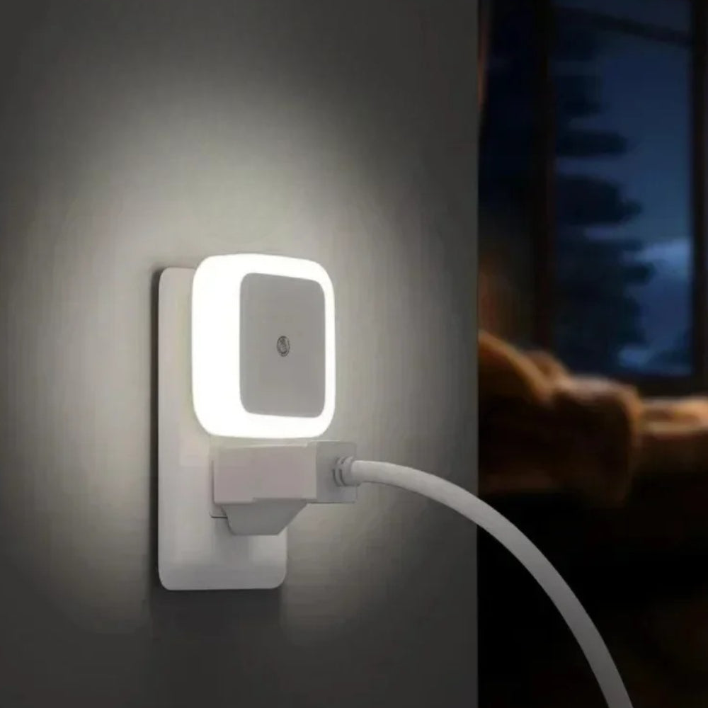 LED Plug-In Night Light – Auto Light Sensor, 0.5W & Warm/Cool White