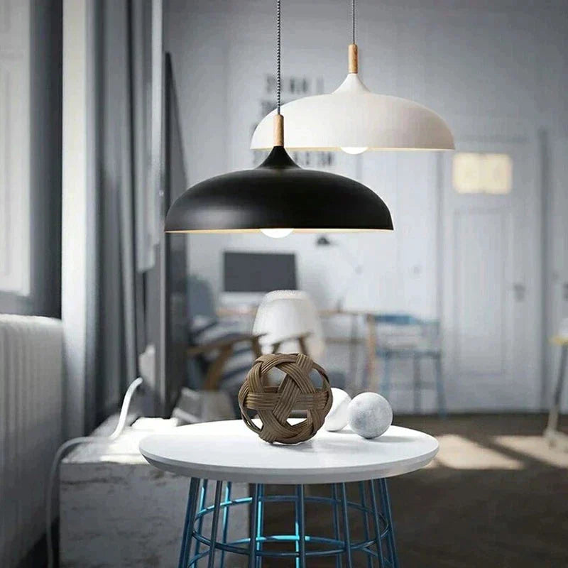 Enhanced Product Title: "Moderne Deckenleuchte aus Nordeiche – Stilvolle Holzbeleuchtung für Wohnräume" 

This title includes relevant keywords while providing a clear description of the product's material and style, making it more appealing for Google Sh
