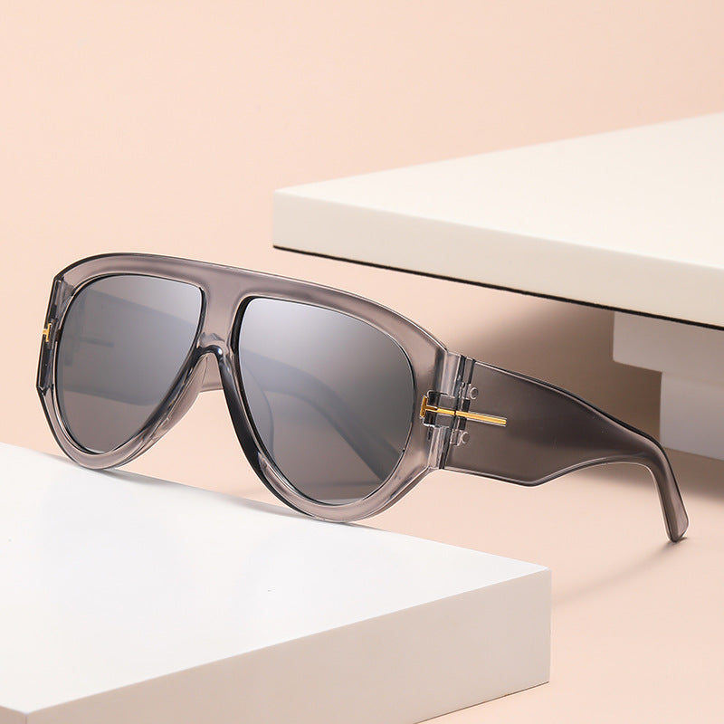Oversized Aviator Sunglasses – Unisex, UV400 Protection & Metal Frame