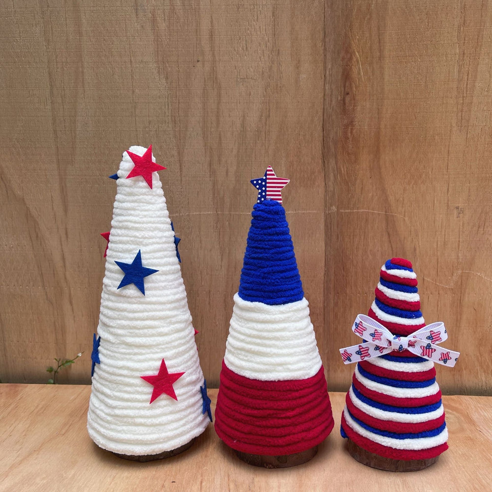 Knitted Felt Tabletop Christmas Tree – Cozy Decorative Table Tree