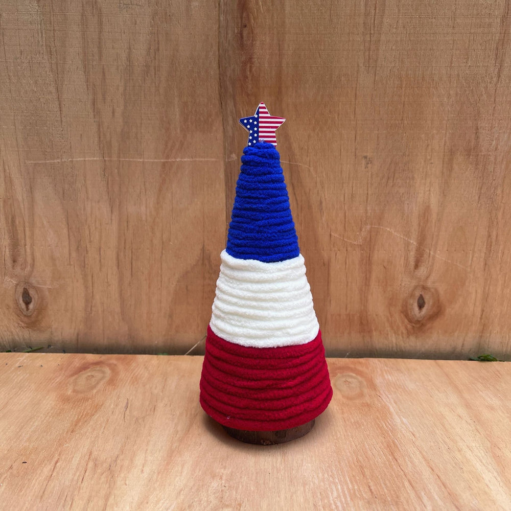 Knitted Felt Tabletop Christmas Tree – Cozy Decorative Table Tree