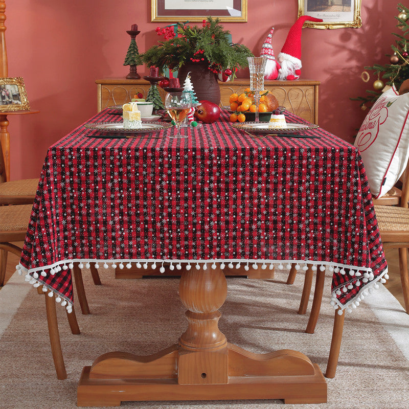 Festive Checkered Christmas Tablecloth – Buffalo Check Holiday Table Cover