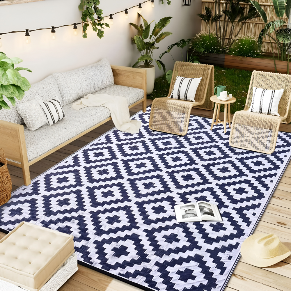 Reversible Outdoor Rug – Non-Slip, UV-Resistant Polypropylene & Water-Repellent