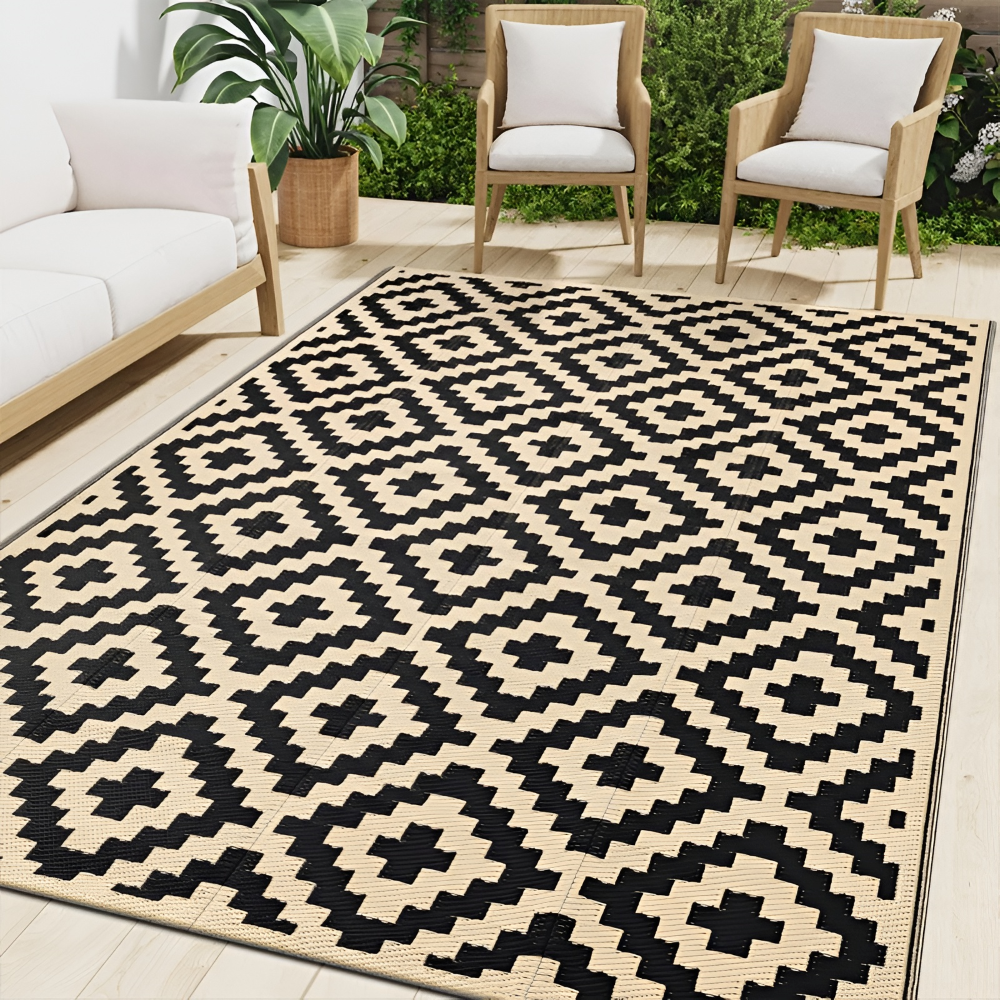 Reversible Outdoor Rug – Non-Slip, UV-Resistant Polypropylene & Geometric Design