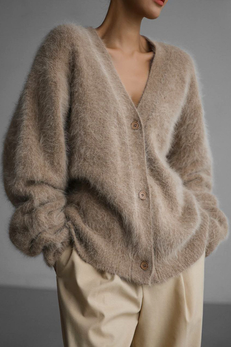 Oversized Knit Cardigan with Buttons – Jasmina