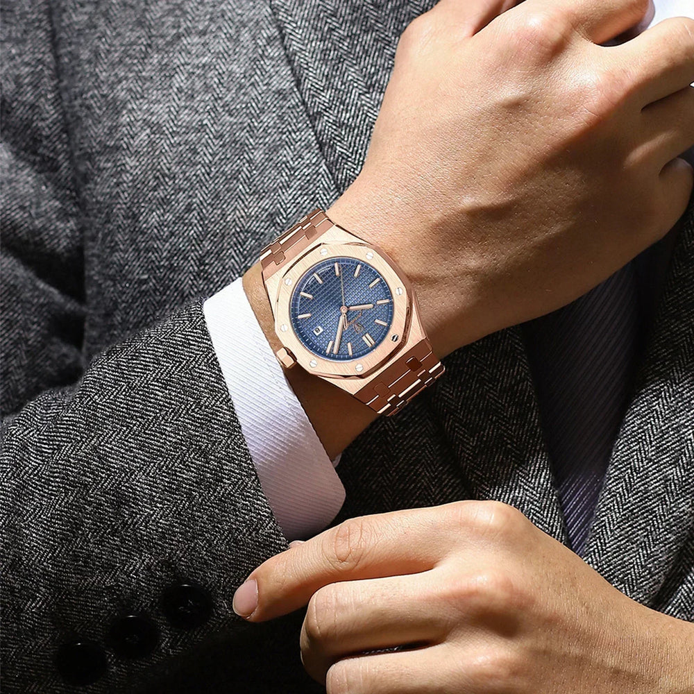 Men's Stainless Steel Watch – Textured Dial, Quartz Movement & Link Bracelet