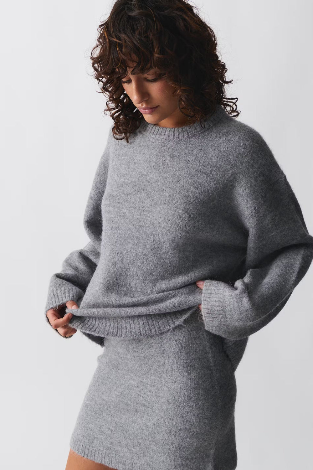 Women's Balloon-Sleeve Sweater – Relaxed Fit