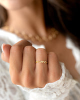 Emma mom ring in gold detail