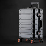 Vienna Voyager – Aluminum-Magnesium Suitcase