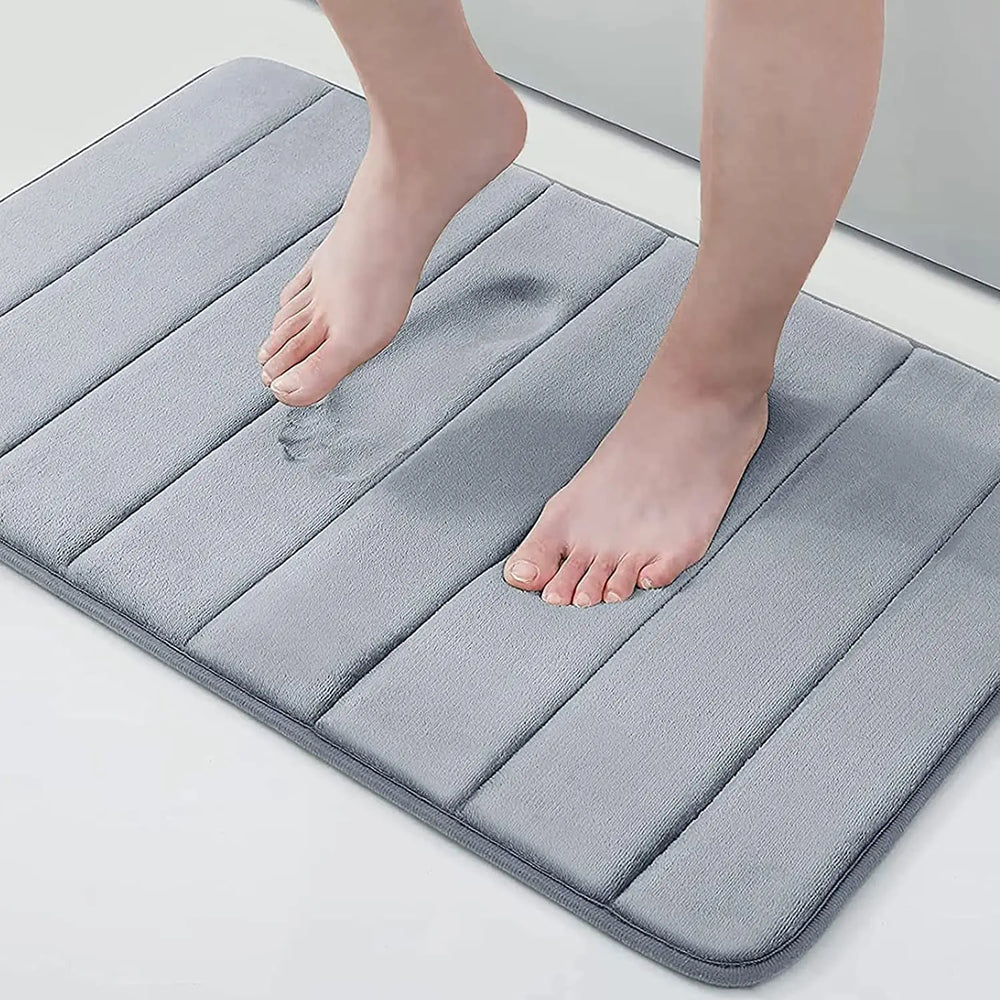 Memory Foam Bath Mat – Non-Slip PVC Backing, Water-Absorbent & 3D Striped Design