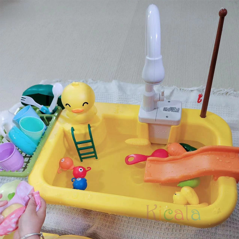 Kids Water Play Table – Circulating Fountain, Play Accessories & Indoor/Outdoor