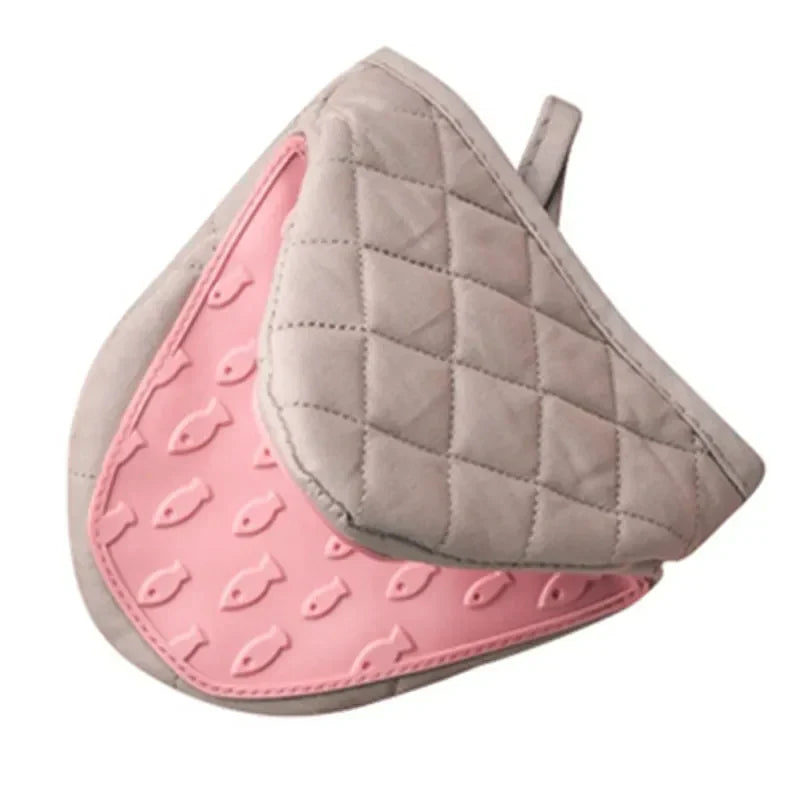 Silicone Grip Oven Mitts – Heat-Resistant, Non-Slip & Quilted Pair