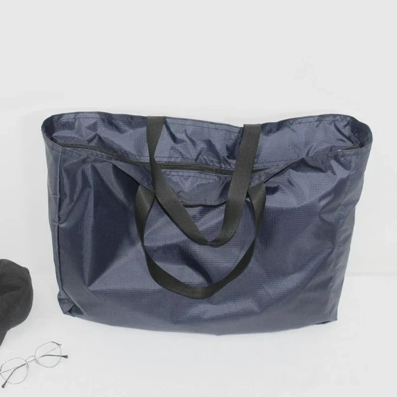 Optimized Product Title: "Faltbare Wasserfeste Reisetasche – 4 Größen, Schwarz & Blau – Ideal für Reisen, Sport & Outdoor" 

This title includes relevant keywords and highlights the versatility and functionality of the product, making it more appealing fo