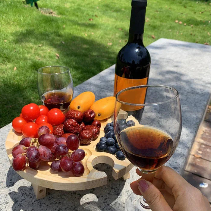 Optimized Product Title: "Klappbarer Holz-Picknicktisch mit Weinglashaltern & Flaschenhalter – Ideal für Garten, Camping und Ausflüge" 

This title includes relevant keywords and phrases that potential customers might search for, enhancing visibility on G