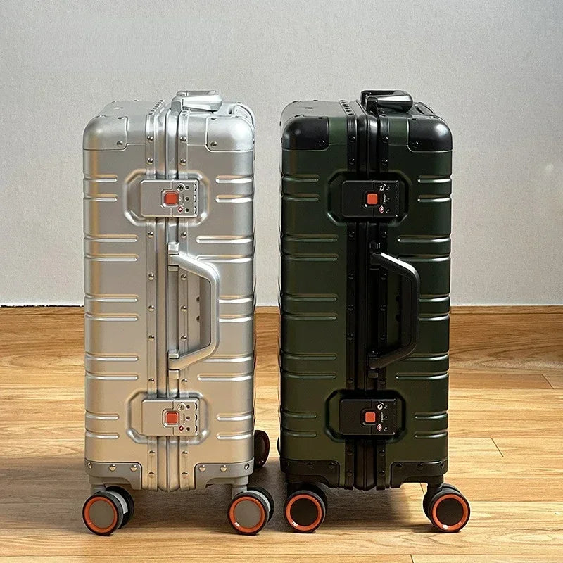 Vienna Voyager – Aluminum-Magnesium Suitcase