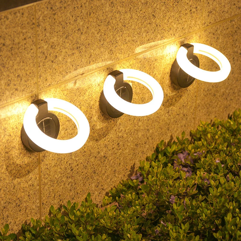 Enhanced Product Title: **360° Schwenkbare Solar-Gartenleuchte – Energiesparende Außenbeleuchtung für Garten, Terrasse und Weg**

This title includes relevant keywords and phrases that can help improve visibility in Google Shopping searches while clearly