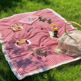 Waterproof Picnic Blanket – Polyester/Cotton, 150×100cm, Gingham with Lace Trim
