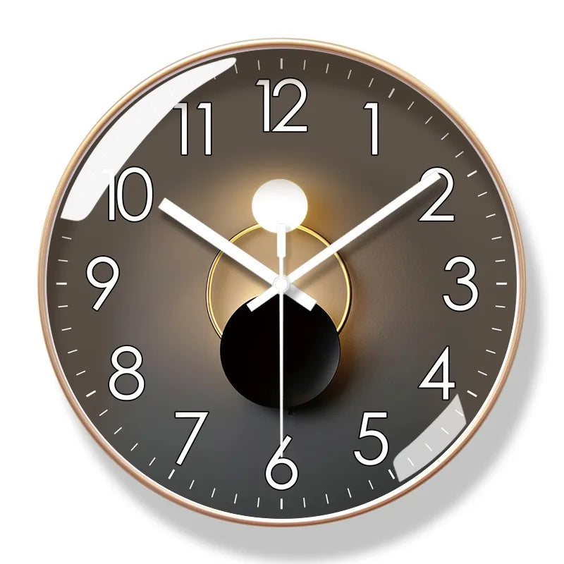 Optimized Product Title: "Leise Designer-Wanduhr - Stille Wanduhr für modernes Wohndesign | Elegante Wanddekoration" 

This title includes relevant keywords that can help improve visibility in Google Shopping while clearly describing the product's feature