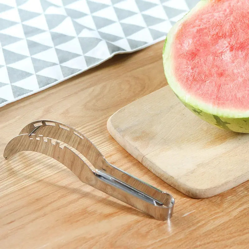 Stainless Steel Watermelon Cutter – Cut & Serve, Serrated Blade & Rust-Free