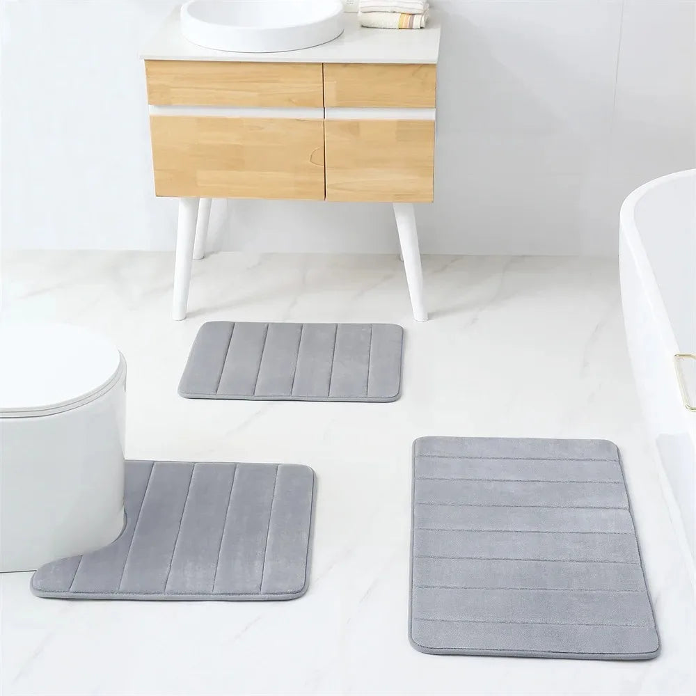 Memory Foam Bath Mat – Non-Slip PVC Backing, Water-Absorbent & 3D Striped Design